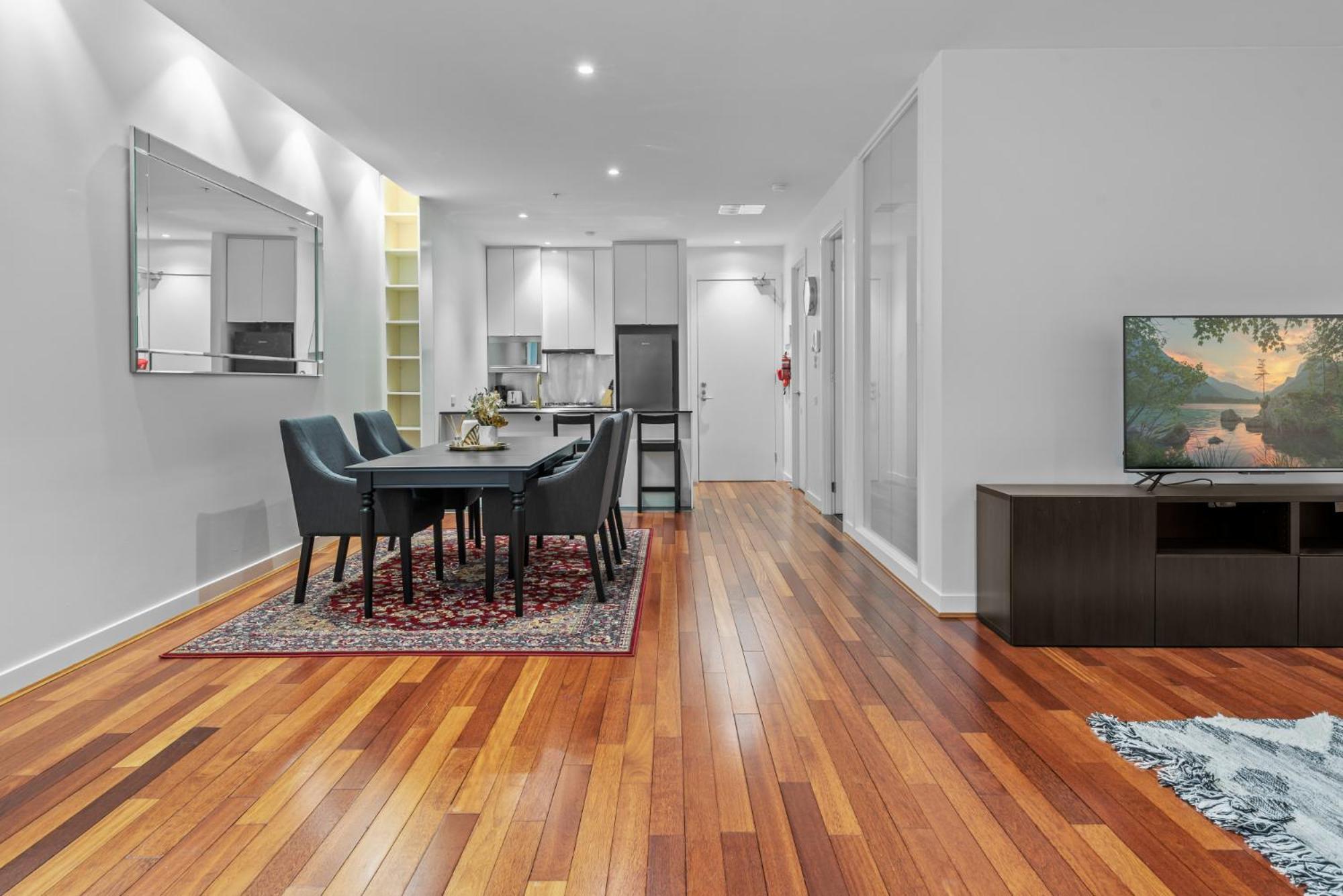 Stylish And Spacious 2-Bed Apartment メルボルン エクステリア 写真